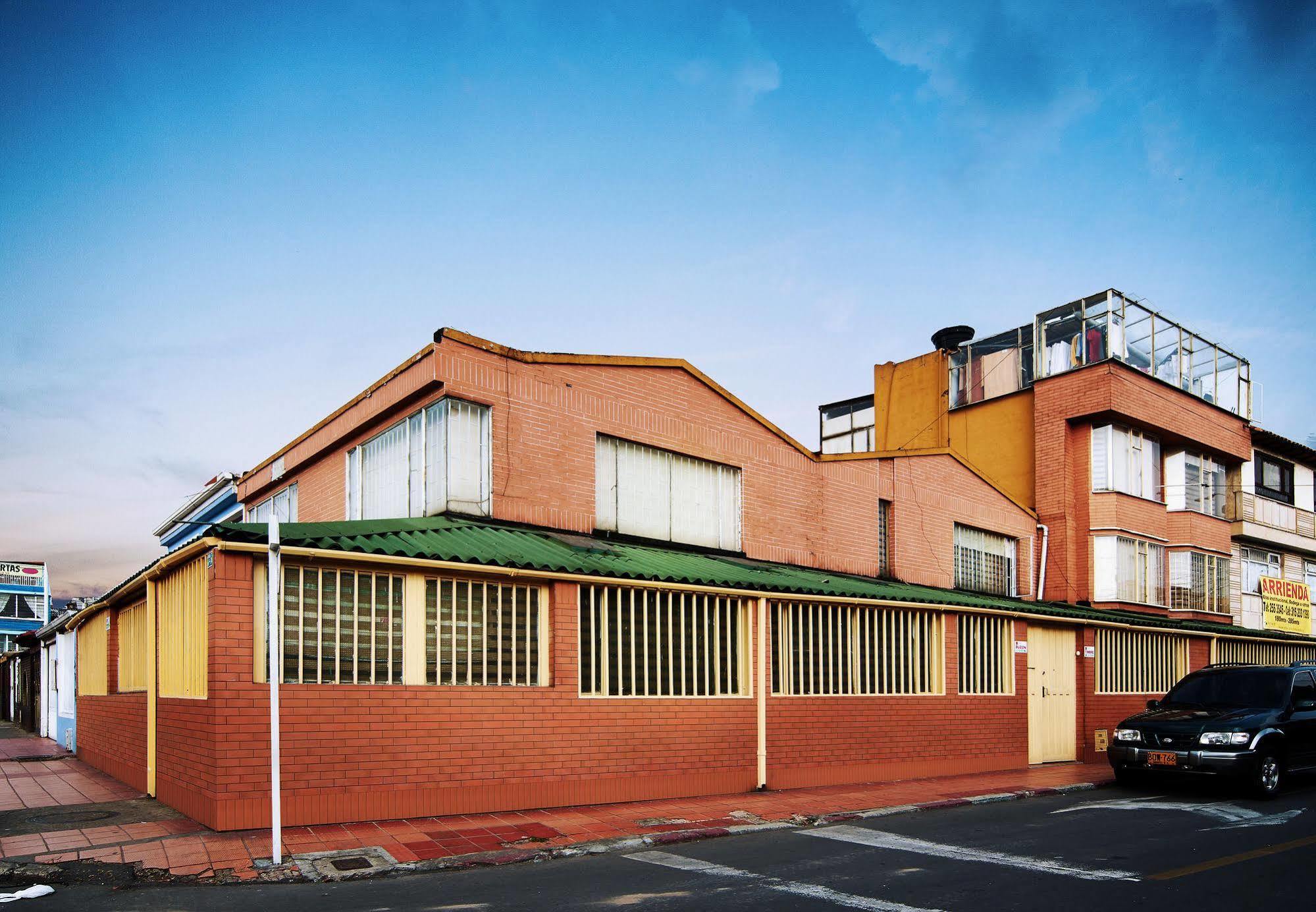 Deportel Bogotá Exterior foto